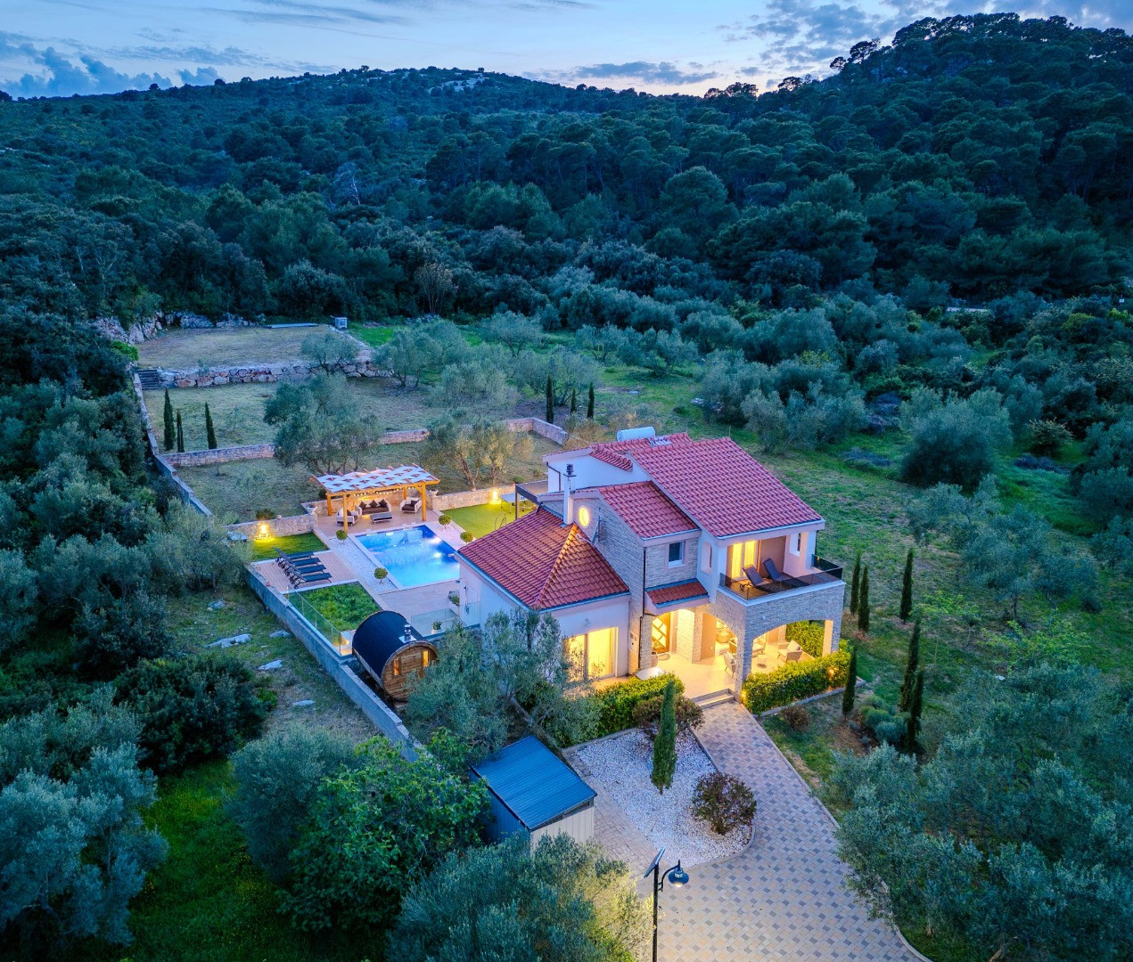Luksuzna kuća za odmor - DIZAJNERSKA VILLA S HIDROMASAZNIM BAZENOM NA PA&Scaron;MANU, Villa Fure&scaron;ta na otoku Pa&scaron;manu Kraj