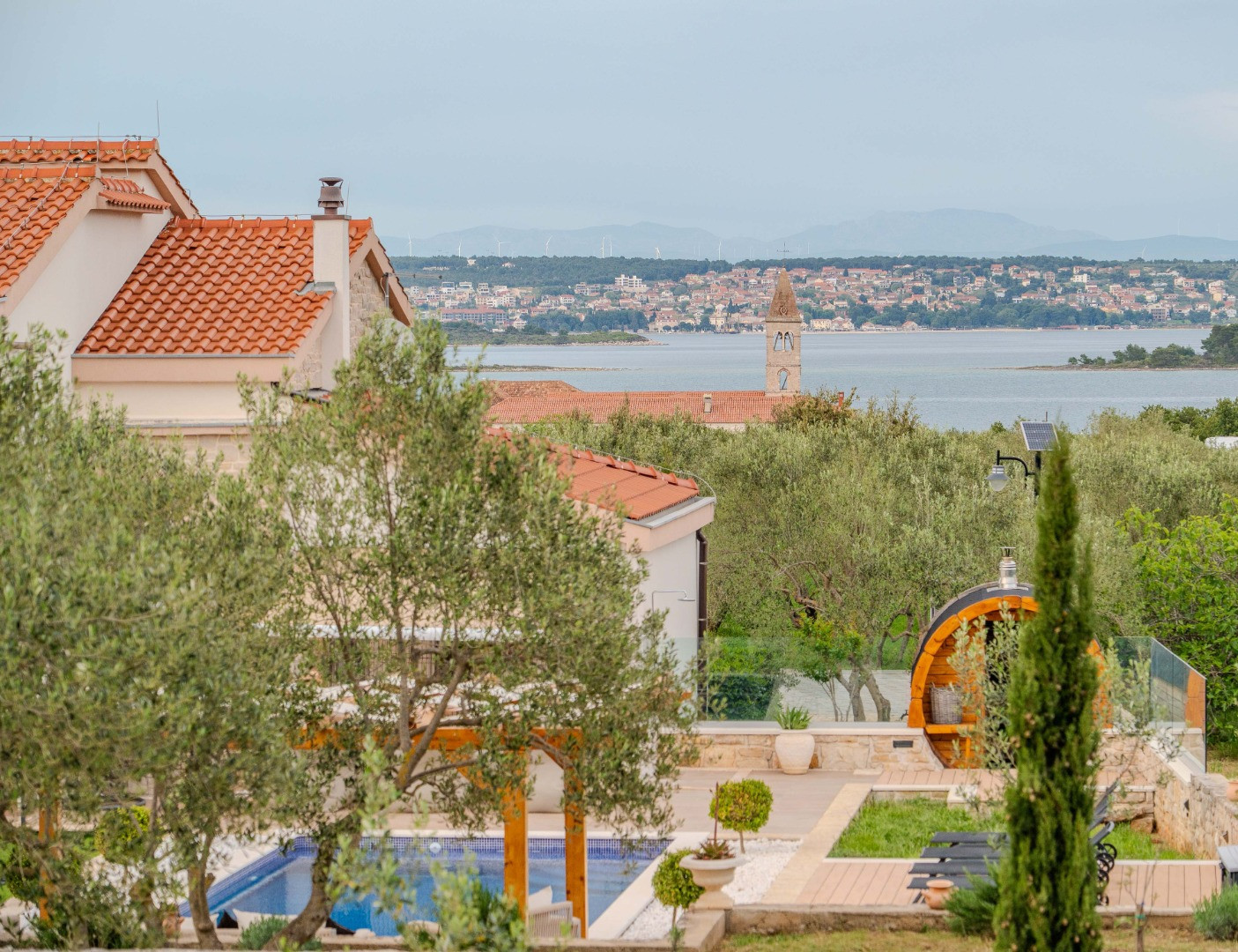 Luksuzna kuća za odmor - DIZAJNERSKA VILLA S HIDROMASAZNIM BAZENOM NA PA&Scaron;MANU, Villa Fure&scaron;ta na otoku Pa&scaron;manu Kraj
