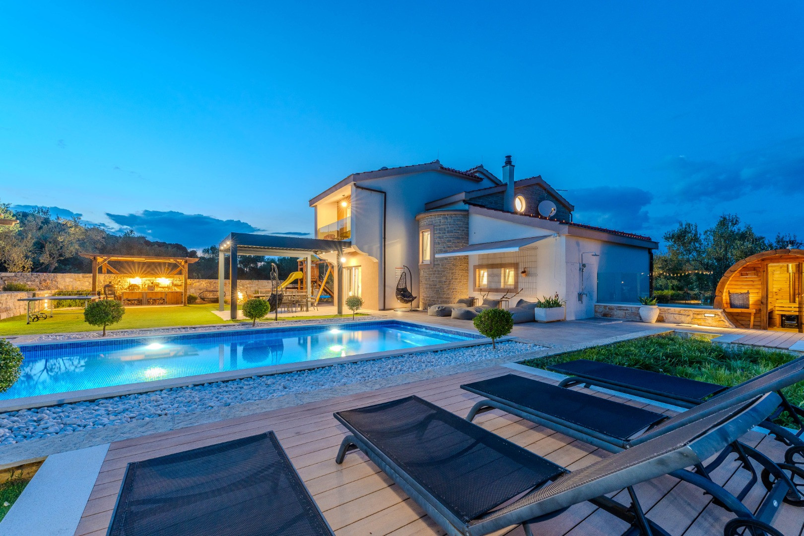 Luksuzna kuća za odmor - DIZAJNERSKA VILLA S HIDROMASAZNIM BAZENOM NA PA&Scaron;MANU, Villa Fure&scaron;ta na otoku Pa&scaron;manu Kraj